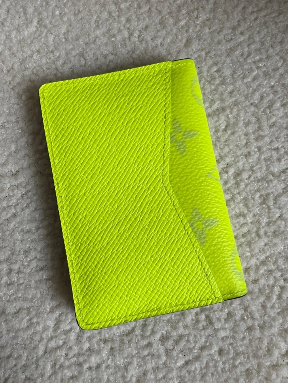 Louis Vuitton Pocket Organizer Wallet Taïgarama Neon Yellow (Jaune Fluo)